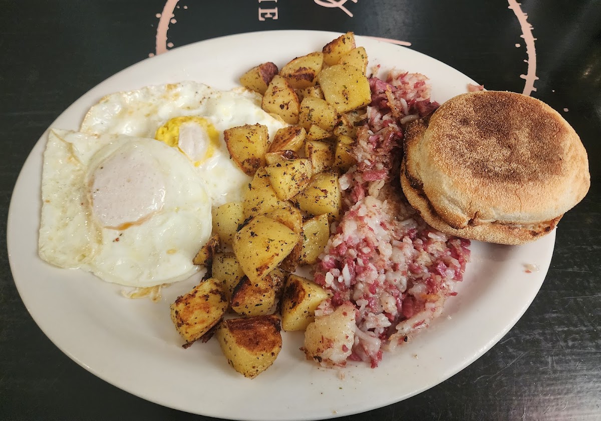 Banner Cote's Kitchen 02